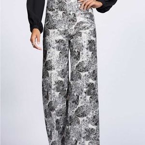 Gabrielle Union NY & Company silvertone floral jacquard palazzo pants Size 14